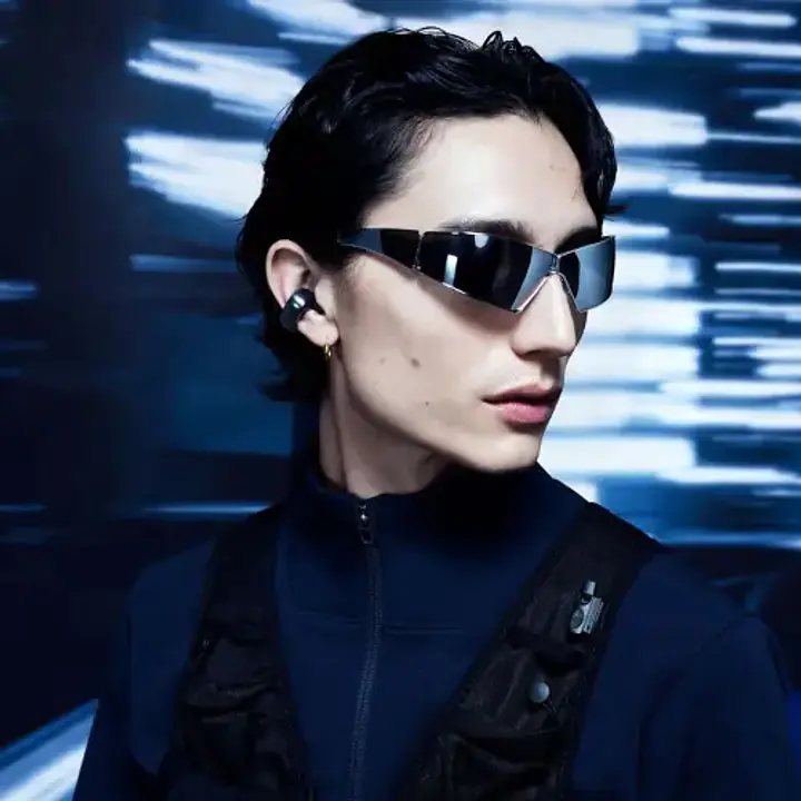 Bose Ultra Open Earbuds with IPX4 Water Resistance, Auto Volume, Seamless connection, Button Controls (Black) - Master